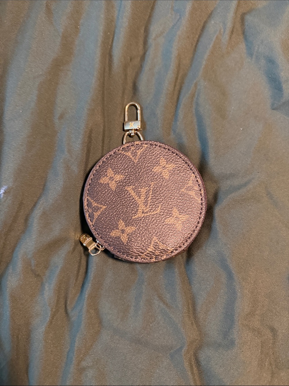Source Unknown Brown Monogram Round Coin Pouch with Clip